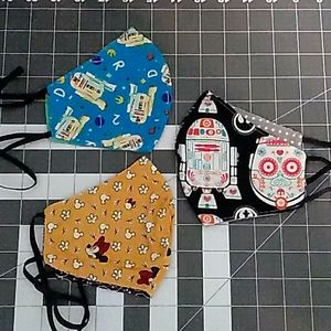 3 adult Disney face masks R2D2 Minnie